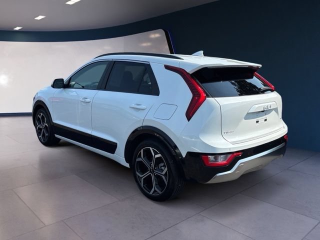 Certified 2025 Kia Niro EX Touring FWD image 3