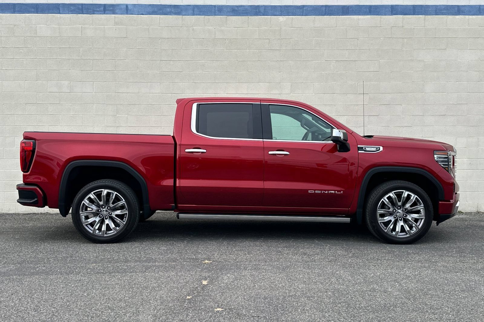 Certified 2024 GMC Sierra 1500 Denali w/ Denali Reserve Package RWD image 3