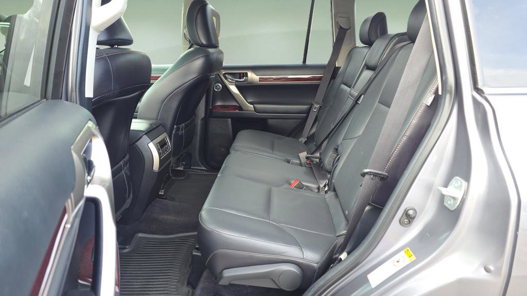 Used 2016 Lexus GX 460 Luxury image 15