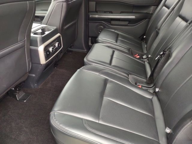 Used 2022 Ford Expedition XLT AWD/4WD image 19