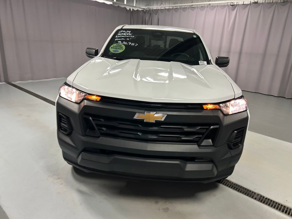Used 2024 Chevrolet Colorado W/T w/ WT Convenience Package II image 2