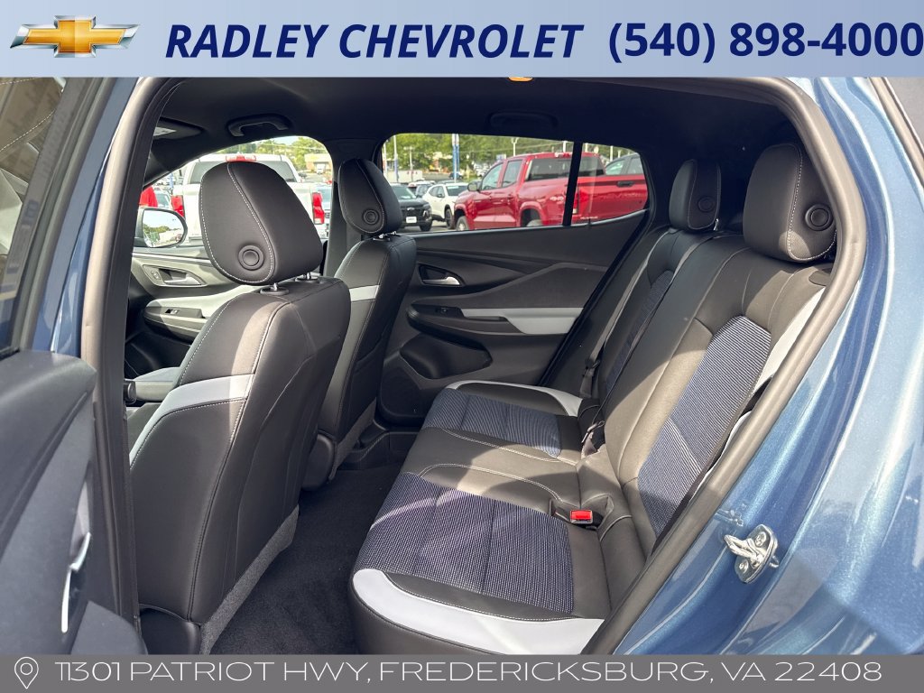 Certified 2025 Buick Envista Preferred w/ Convenience I Package FWD image 12