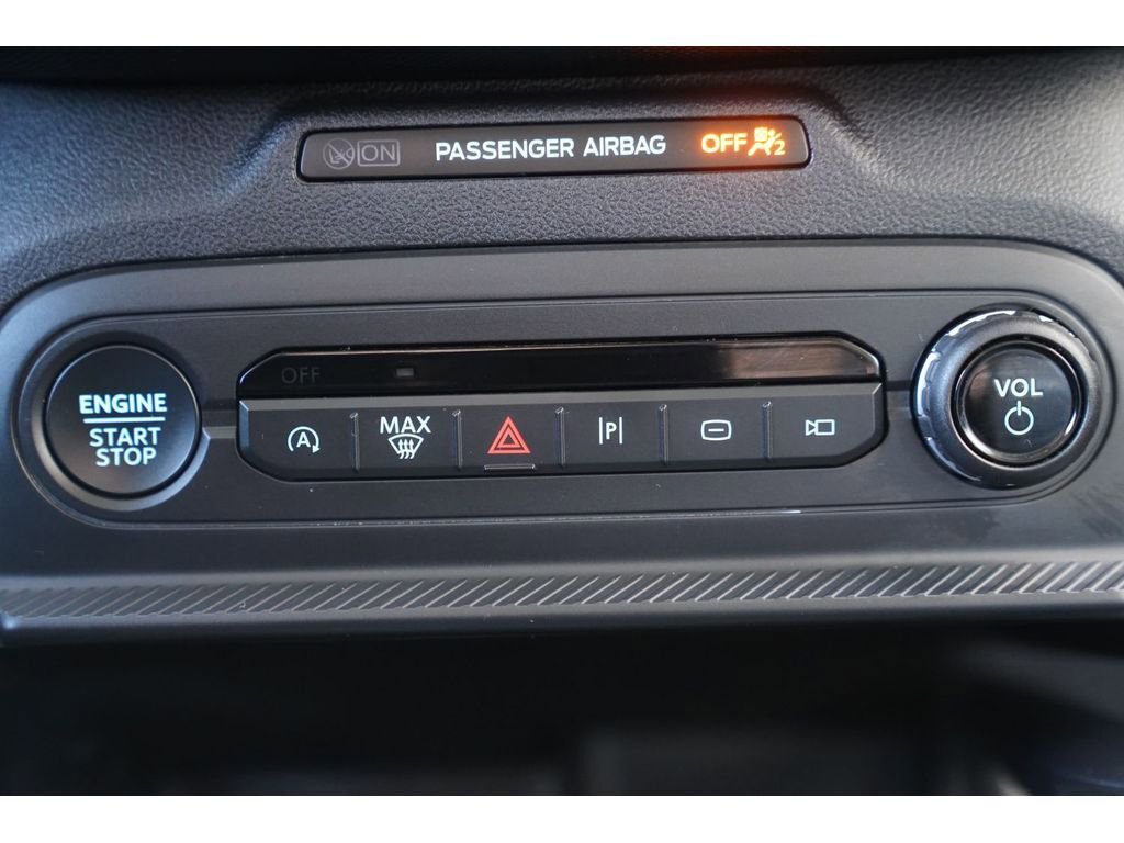 Used 2025 Ford Bronco Sport Badlands image 19
