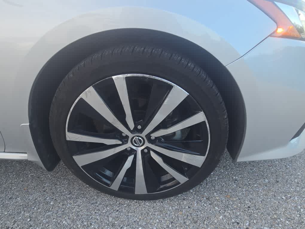 Used 2020 Nissan Altima 2.5 Platinum AWD/4WD image 10