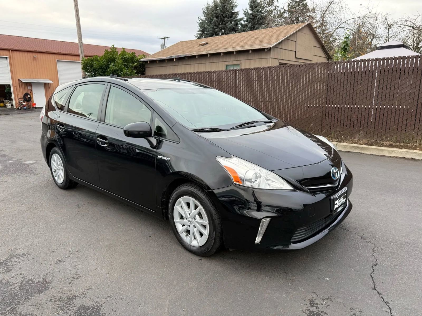 Used 2013 Toyota Prius V Three image 3