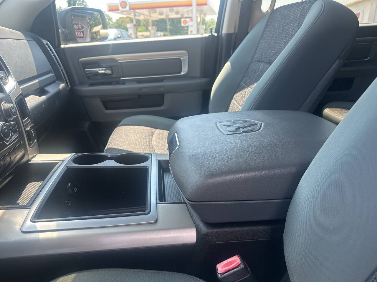 Used 2015 RAM 1500 Big Horn AWD/4WD image 19