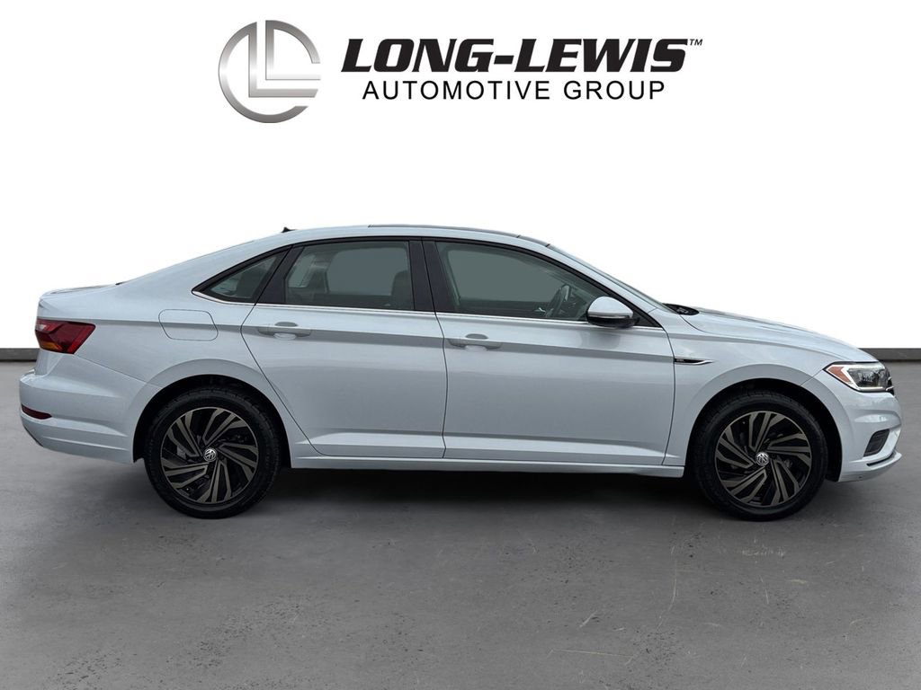 Used 2019 Volkswagen Jetta SEL Premium image 8