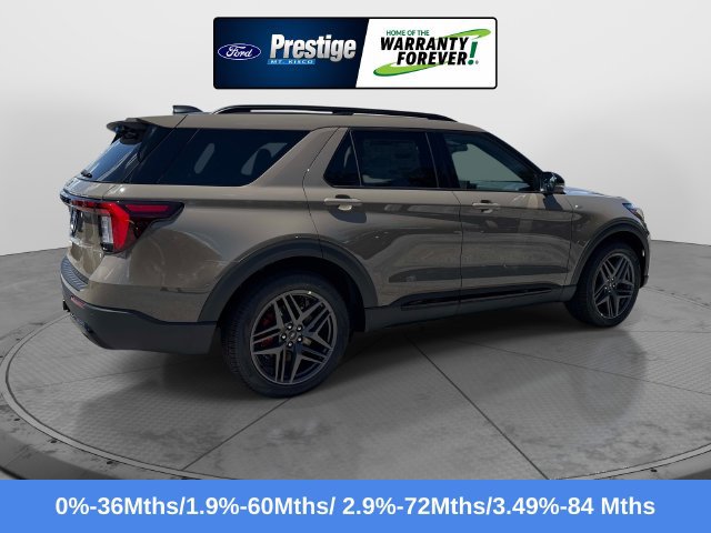 New 2026 Ford Explorer ST-Line w/ ST-Line Street Pack RWD image 4