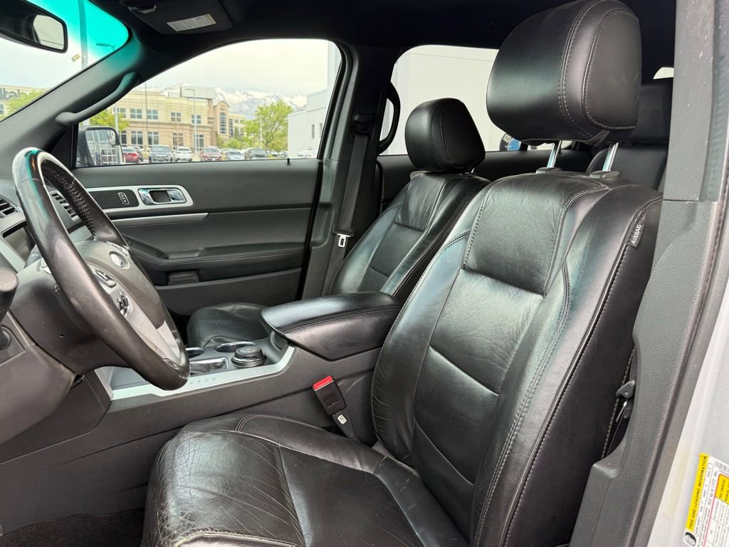 Used 2013 Ford Explorer XLT AWD/4WD image 14
