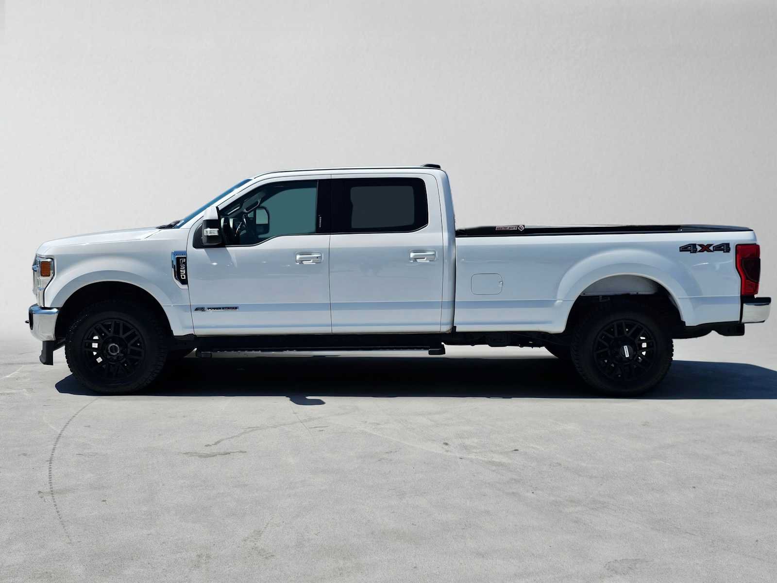 Used 2022 Ford F350 Lariat AWD/4WD image 6