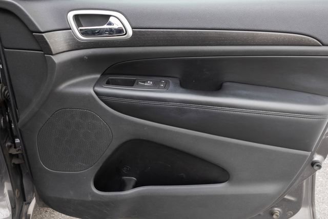 Used 2015 Jeep Grand Cherokee Altitude image 20
