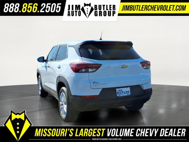 New 2026 Chevrolet TrailBlazer LS w/ LS Convenience Package AWD/4WD image 2