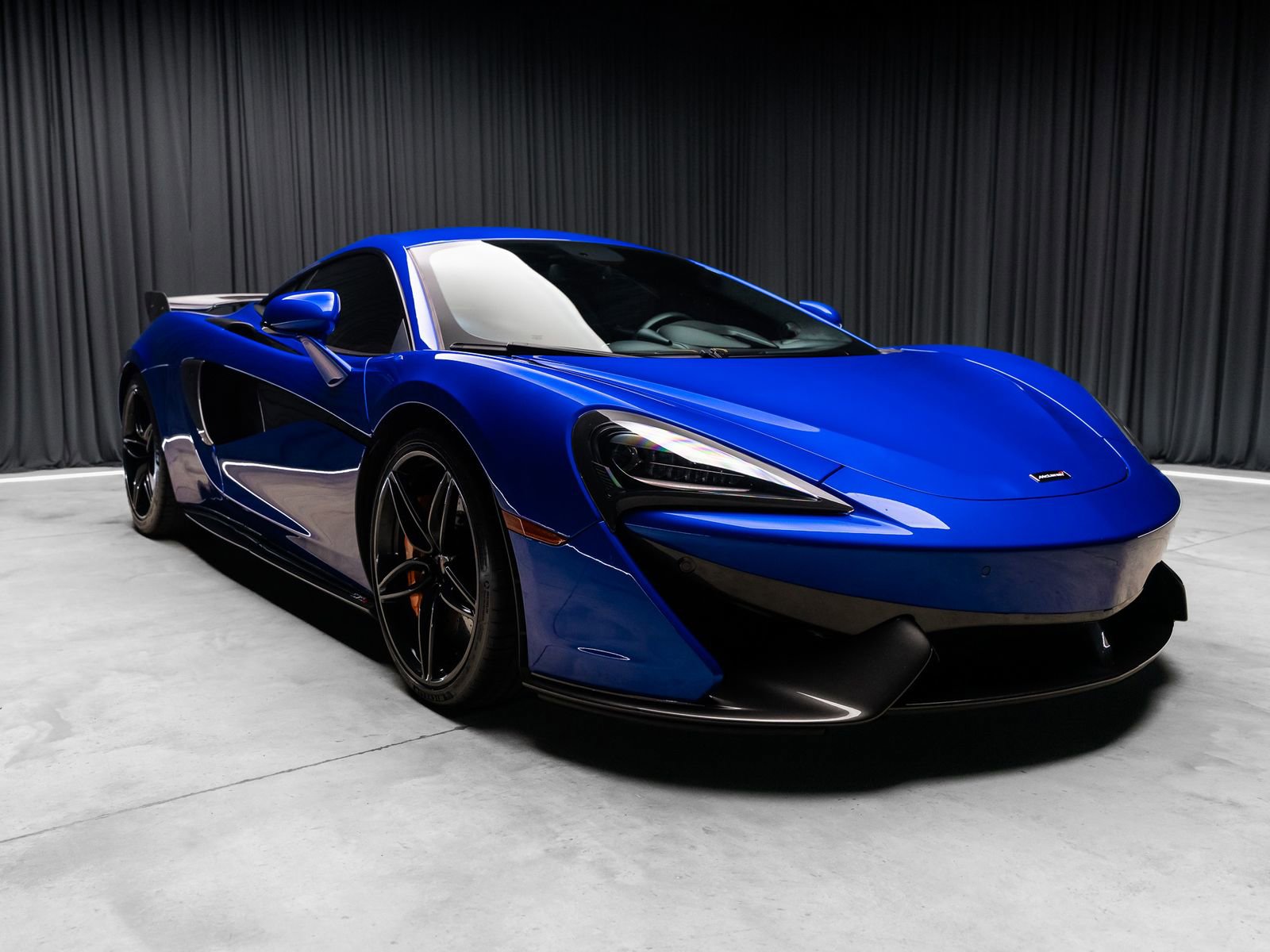 Used 2017 McLaren 570S Coupe RWD image 18