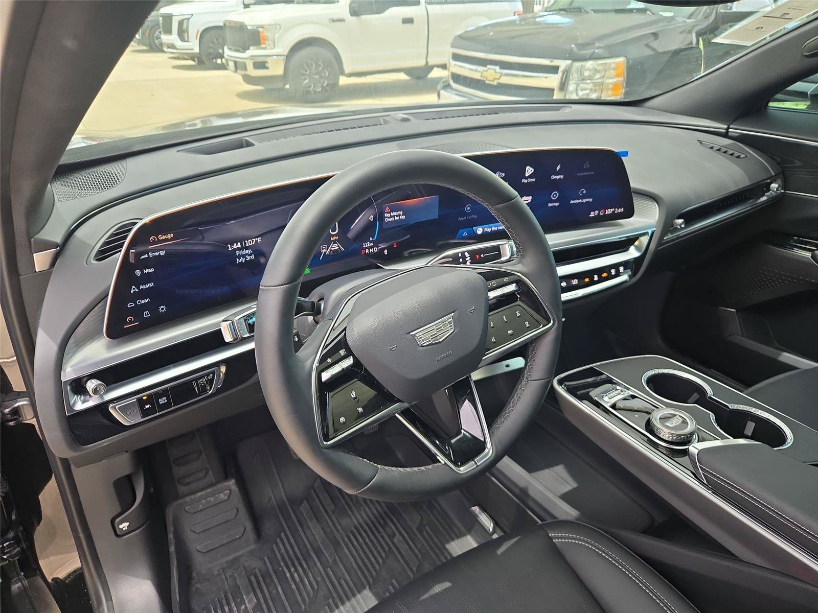 New 2025 Cadillac Lyriq Sport w/ LPO, Floor Liner Package AWD/4WD image 10