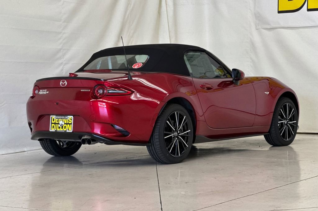 New 2025 MAZDA MX-5 Miata Grand Touring w/ Appearance Package image 4