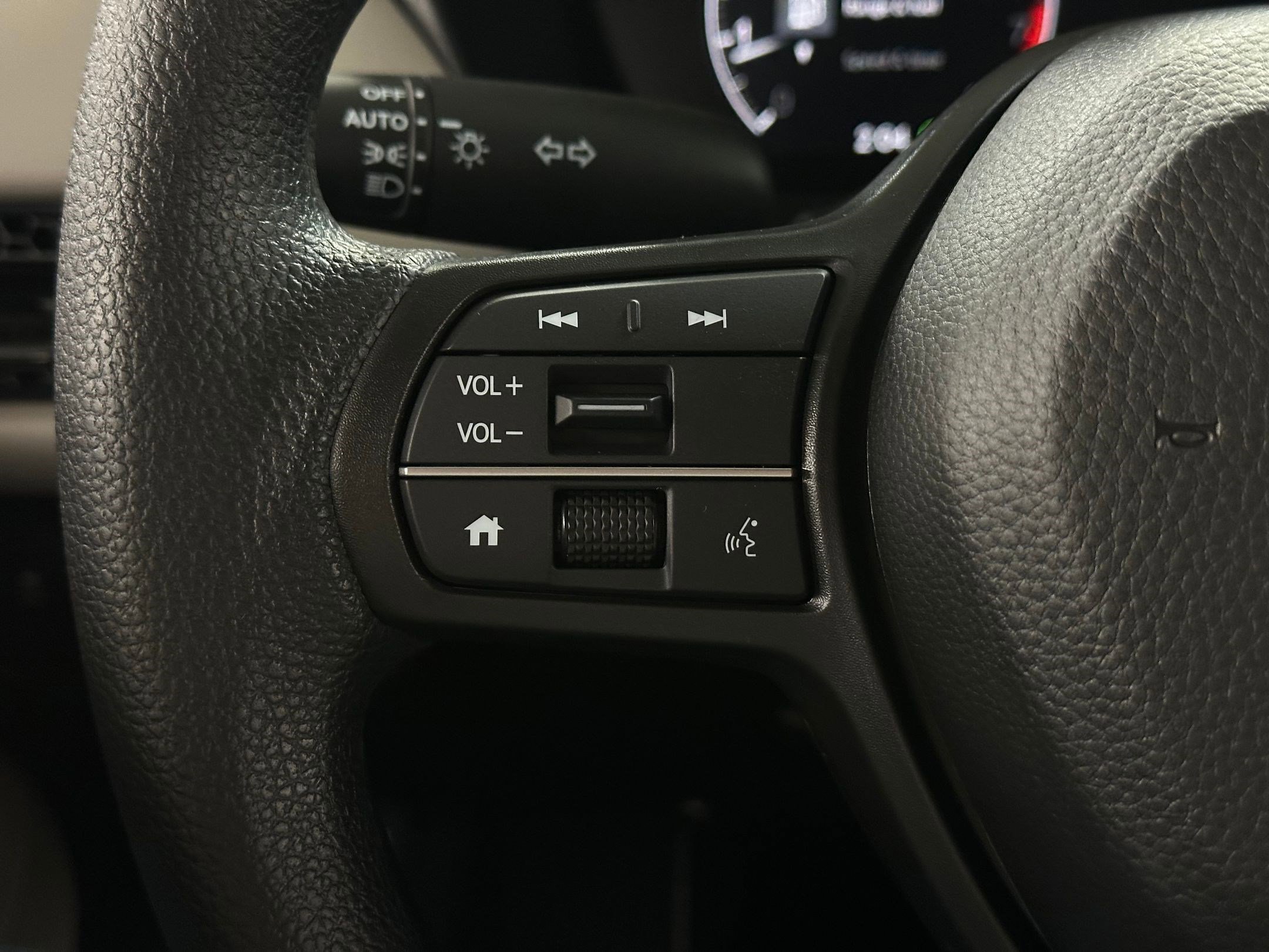 New 2026 Honda HR-V LX image 15