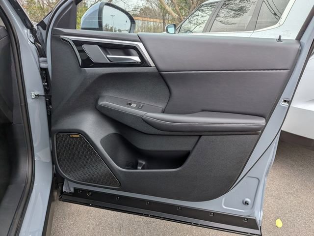 New 2026 Mitsubishi Outlander SE image 32