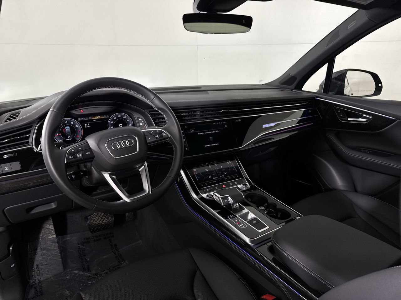 Used 2025 Audi Q7 2.0T Premium Plus w/ Premium Plus Package image 23