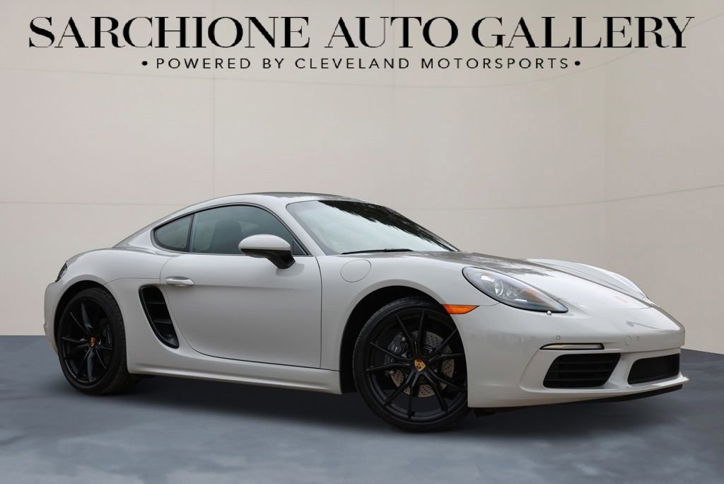 Used 2025 Porsche 718 Cayman image 1