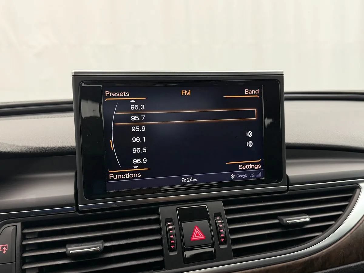 Used 2013 Audi S6 Prestige AWD/4WD image 32