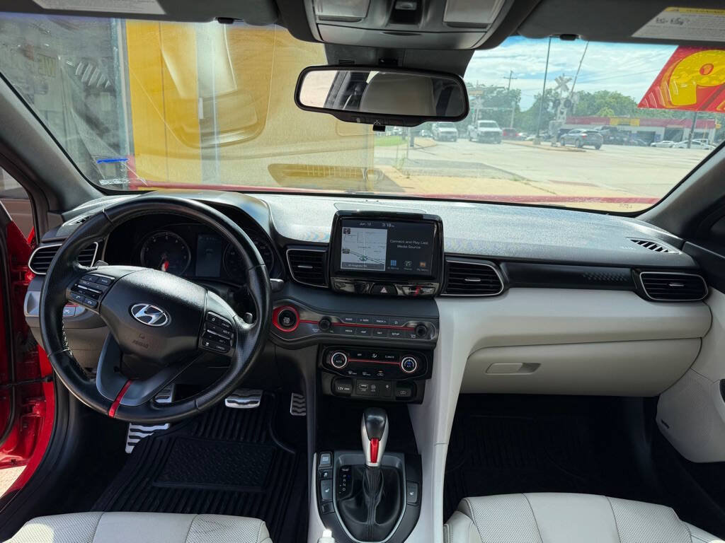 Used 2019 Hyundai Veloster Turbo Ultimate FWD image 16