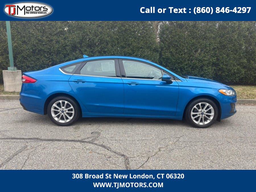 Used 2020 Ford Fusion SE image 6