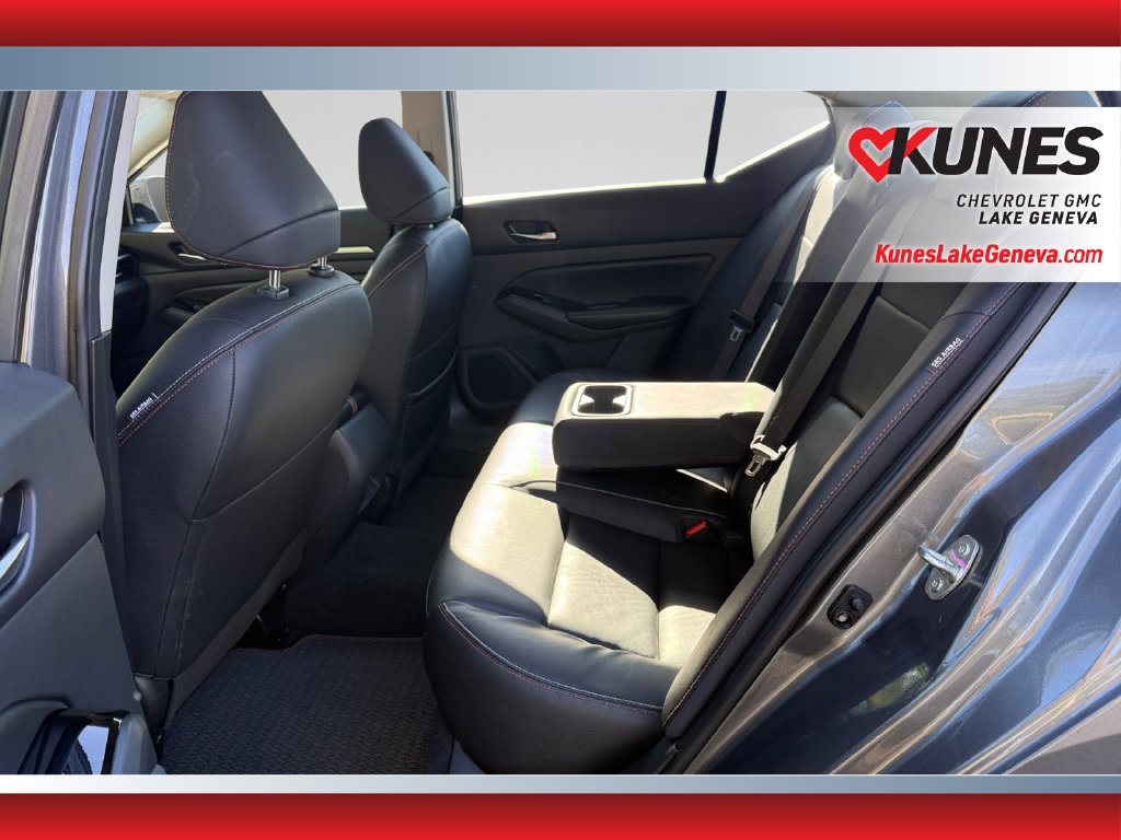 Used 2024 Nissan Altima 2.5 SR w/ SR Premium Package FWD image 16