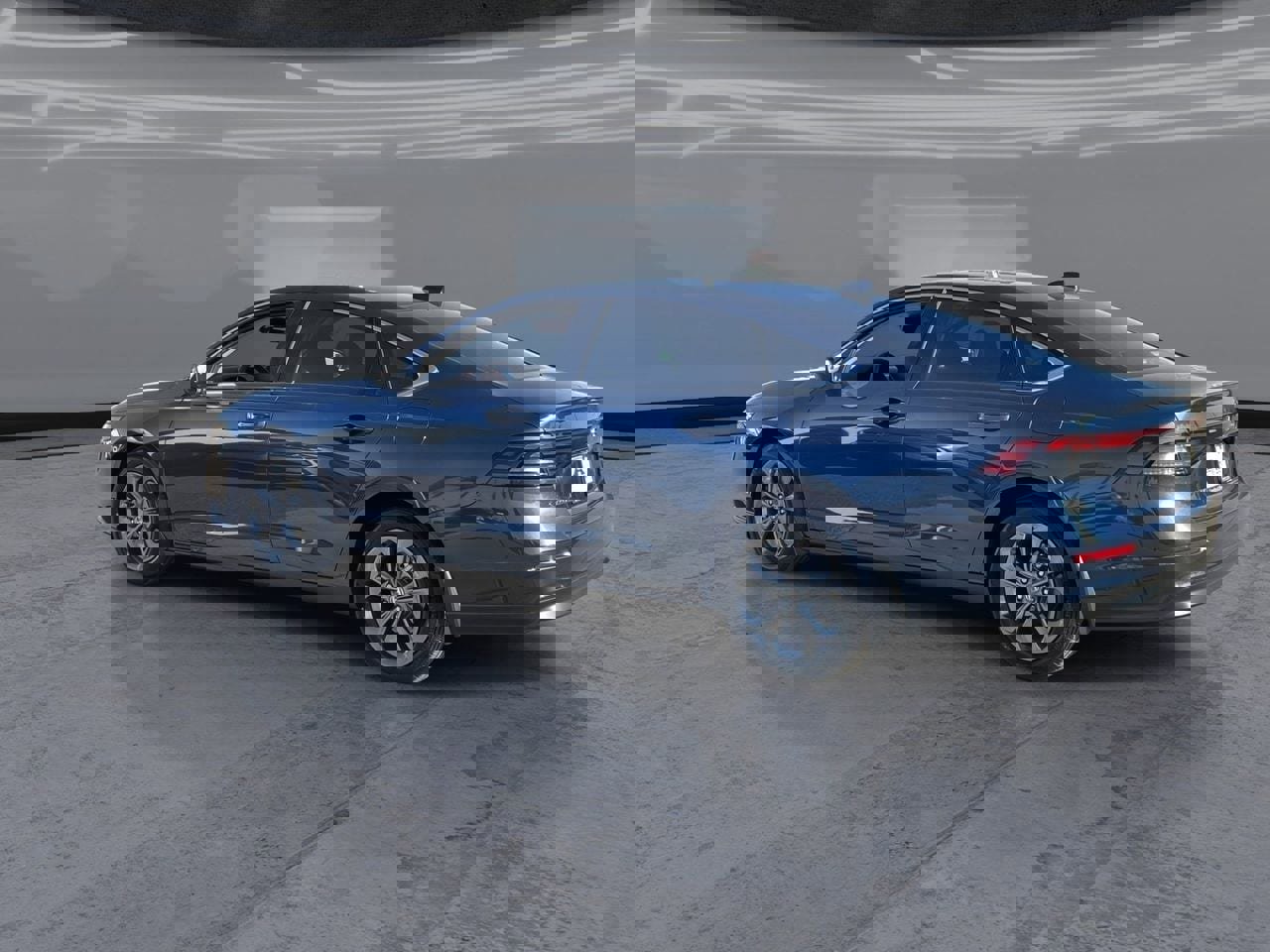 Used 2024 Honda Accord EX image 4