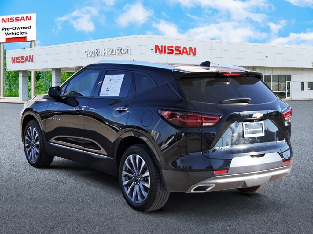 Used 2023 Chevrolet Blazer Premier w/ Driver Confidence II Package image 3