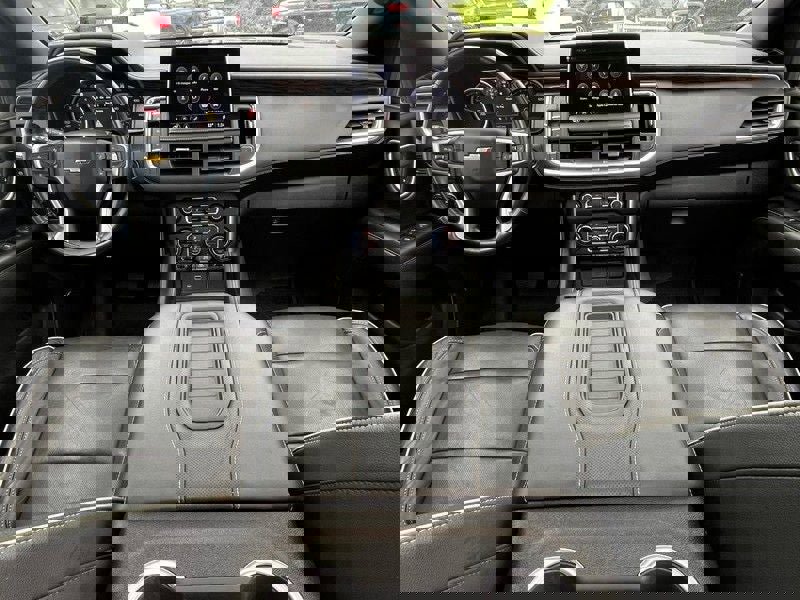 Used 2021 Chevrolet Tahoe Premier w/ Premium Package image 14