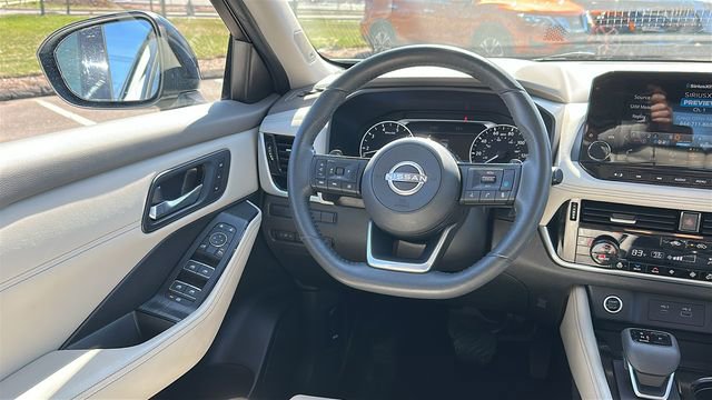 Certified 2023 Nissan Rogue SL w/ SL Premium Package AWD/4WD image 25
