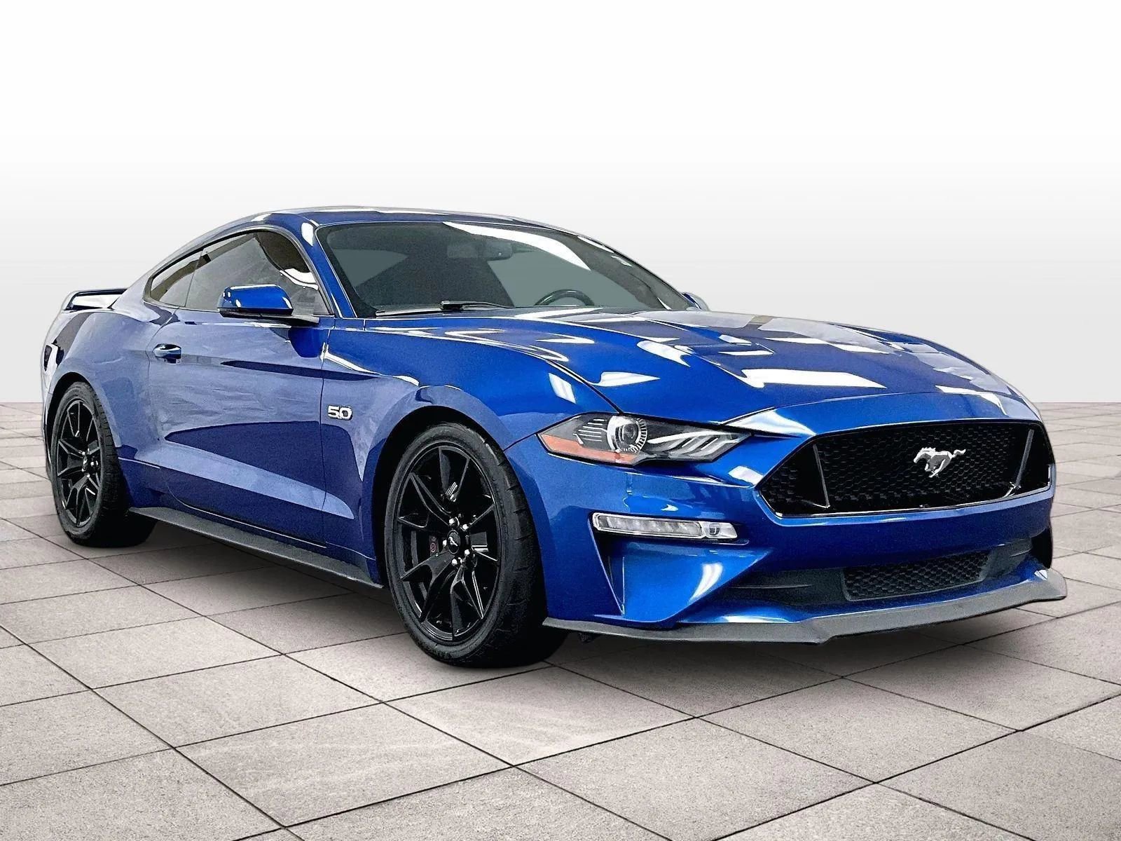 Used 2018 Ford Mustang GT Premium w/ GT Performance Package image 2