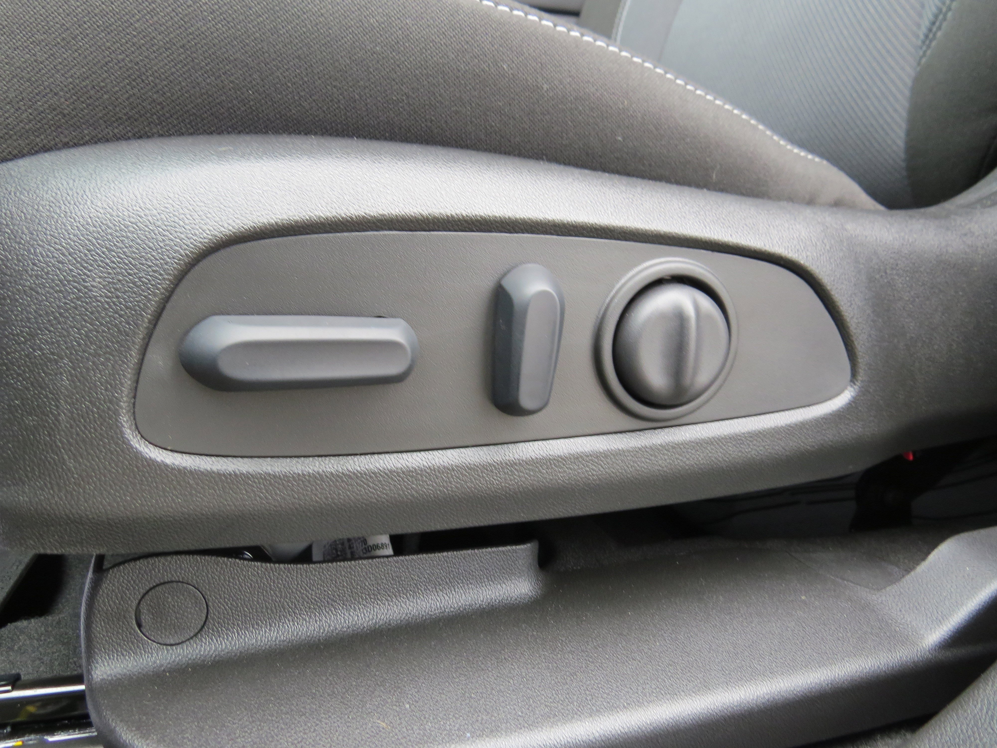 New 2025 Chevrolet Blazer LT w/ Midnight/Sport Edition image 20