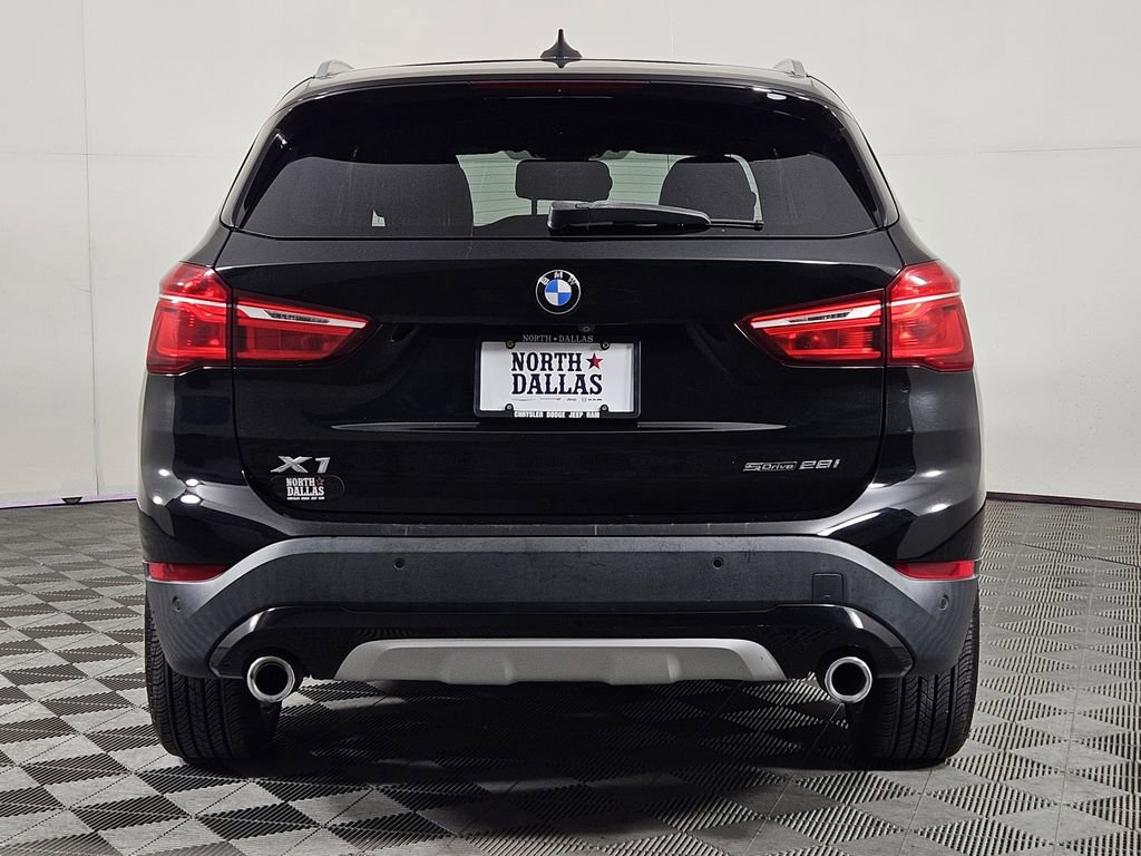 Used 2021 BMW X1 sDrive28i w/ Convenience Package FWD image 3