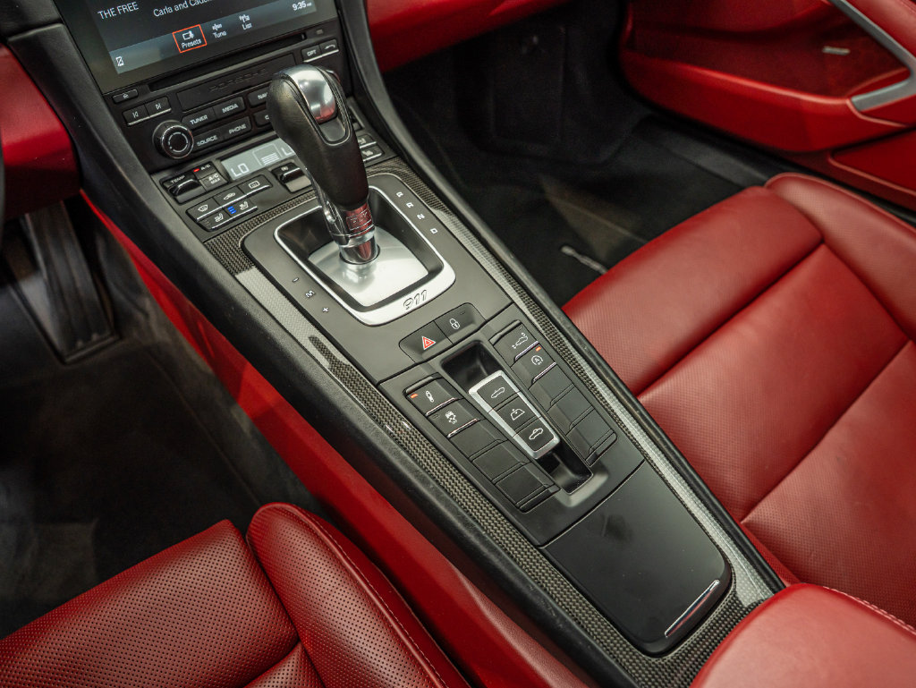Certified 2017 Porsche 911 Turbo AWD/4WD image 43