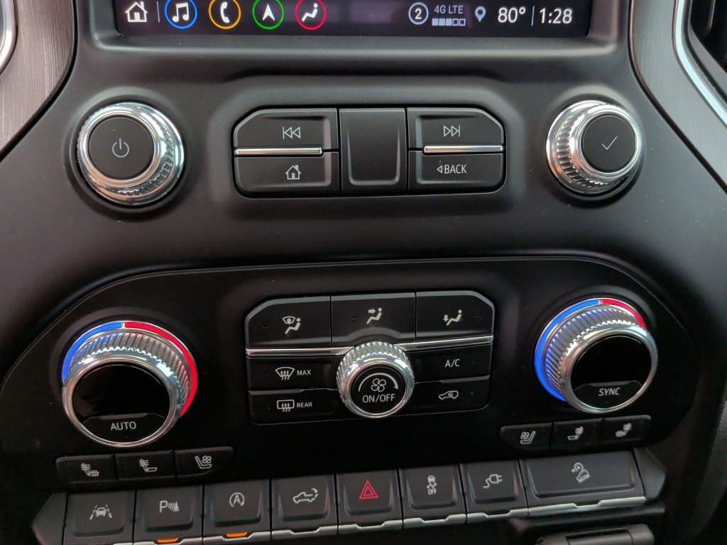 Used 2021 GMC Sierra 1500 AT4 w/ Technology Package image 32