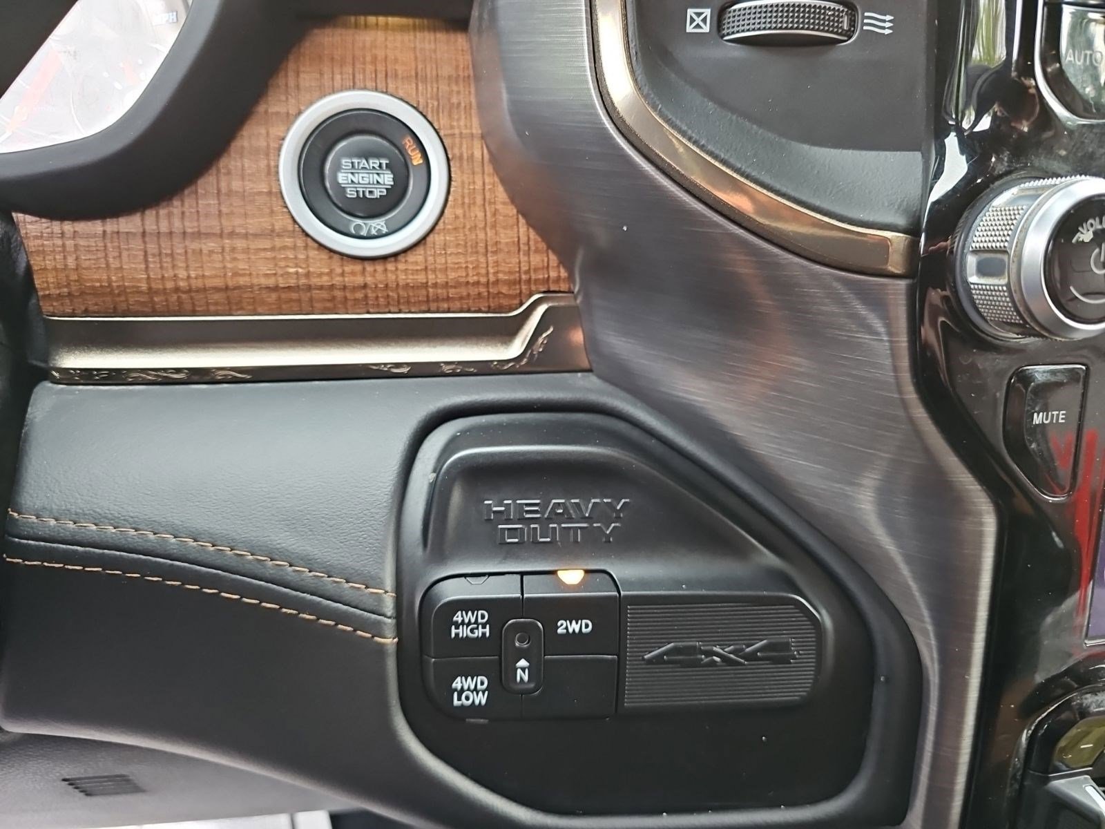 Used 2019 RAM 3500 Limited AWD/4WD image 24