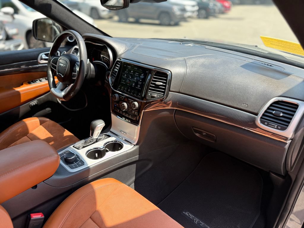 Used 2021 Jeep Grand Cherokee SRT AWD/4WD image 17