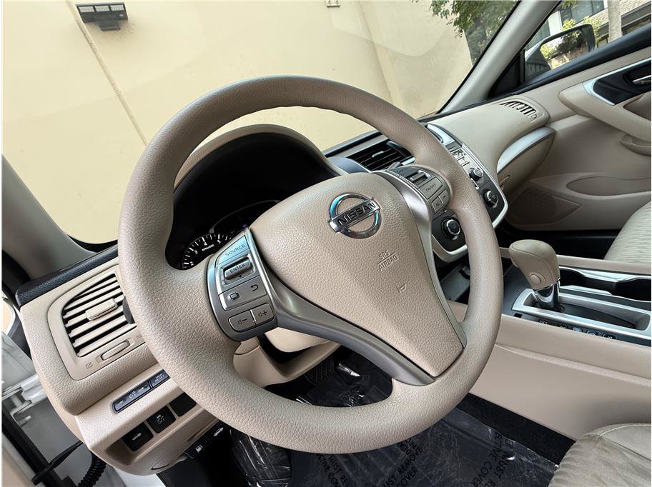Used 2017 Nissan Altima 2.5 S w/ Power Driver Seat Package FWD image 8