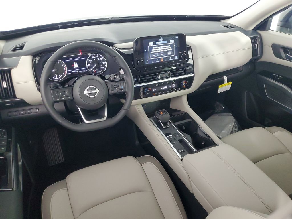 New 2025 Nissan Pathfinder SL image 15