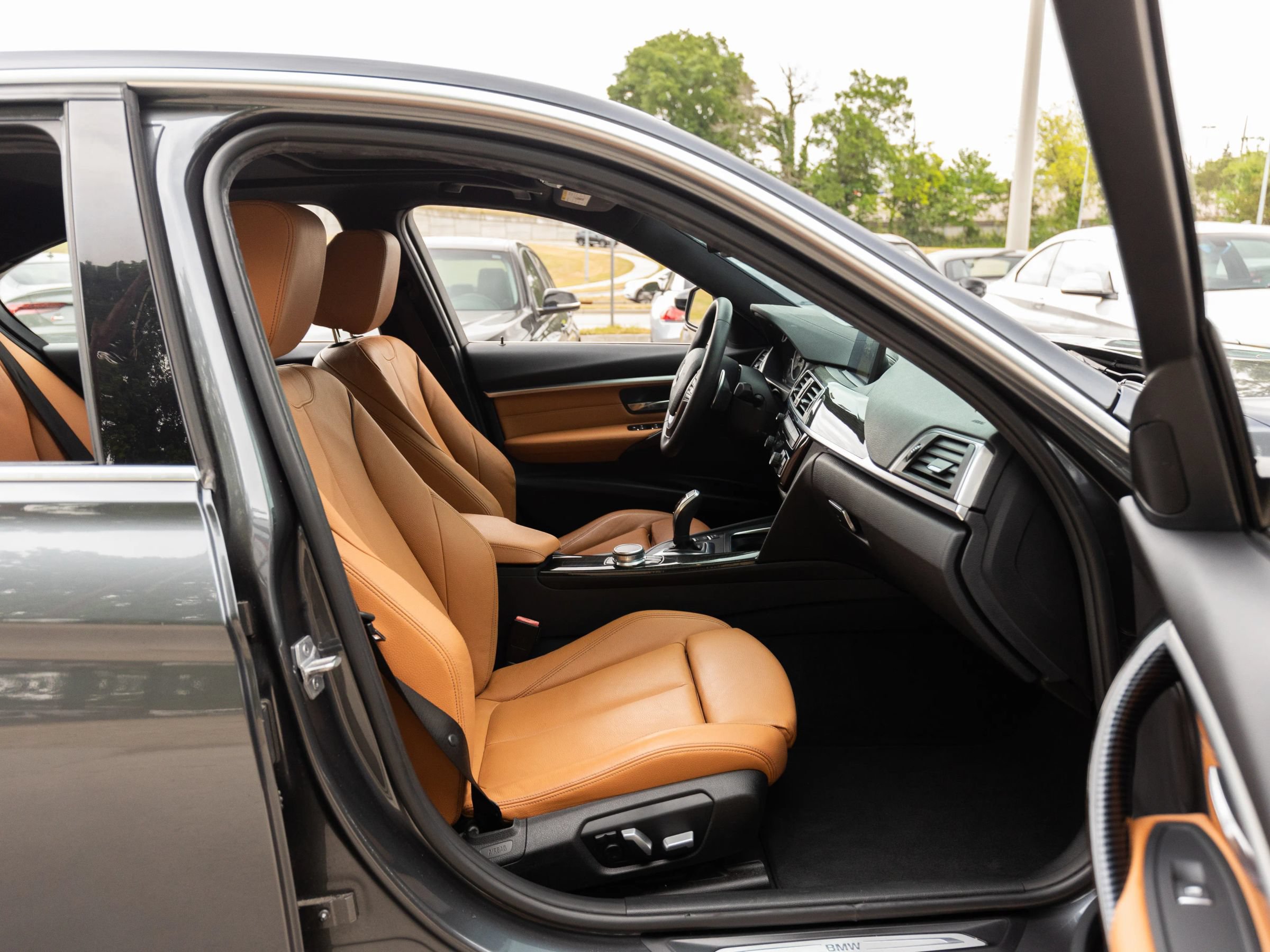 Used 2018 BMW 330i Sedan RWD image 22
