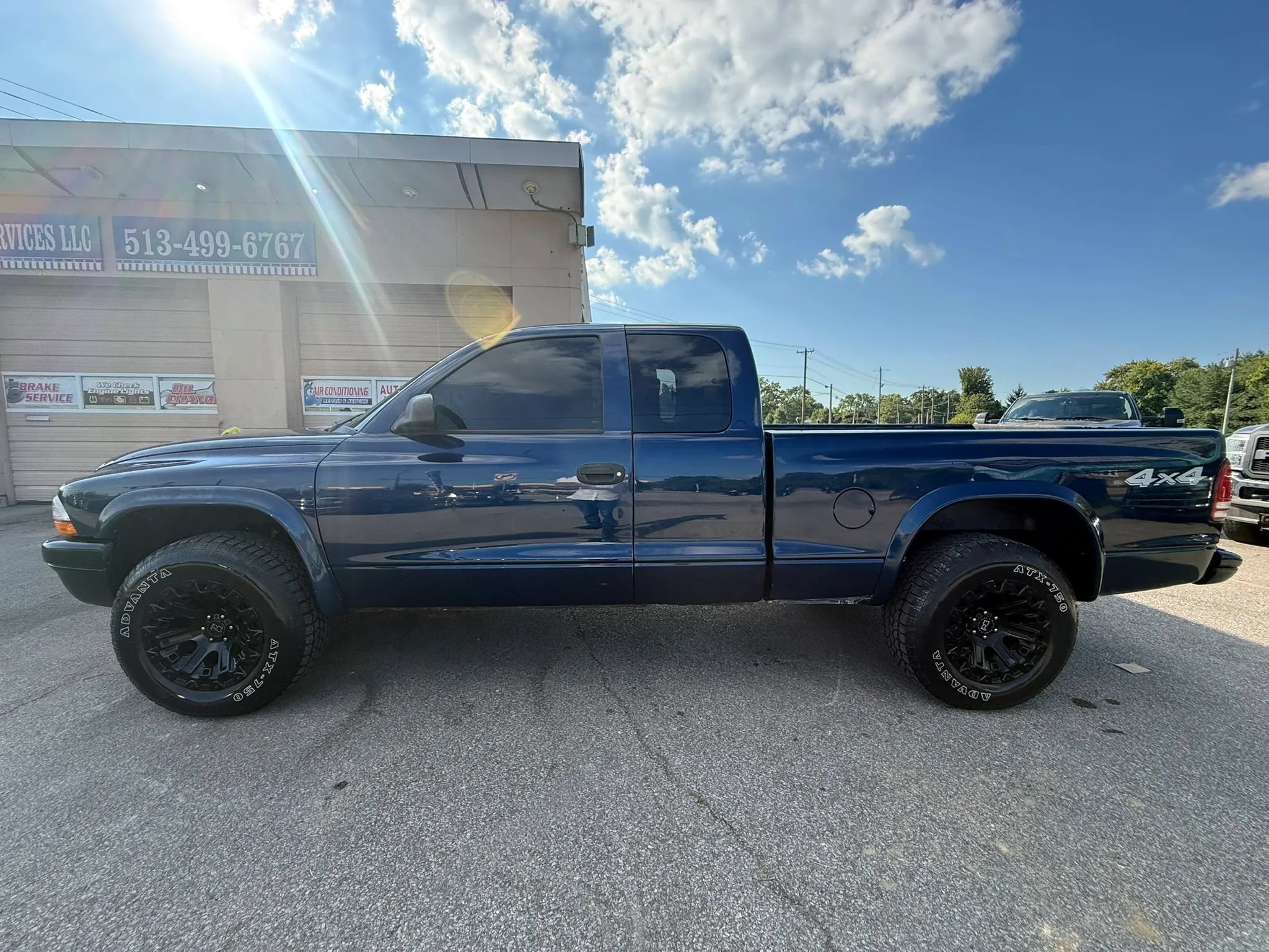 Used 2004 Dodge Dakota 4x4 Club Cab w/ Tire & Handling Group image 10