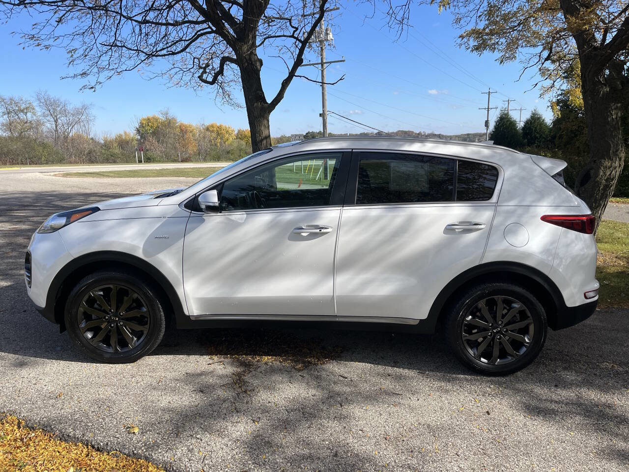 Used 2018 Kia Sportage EX w/ EX Sport Appearance Package image 2