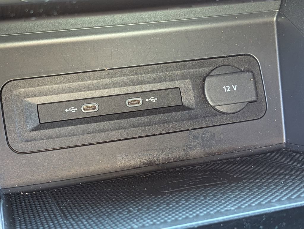 Certified 2022 Volkswagen Atlas Cross Sport SEL R-Line image 22