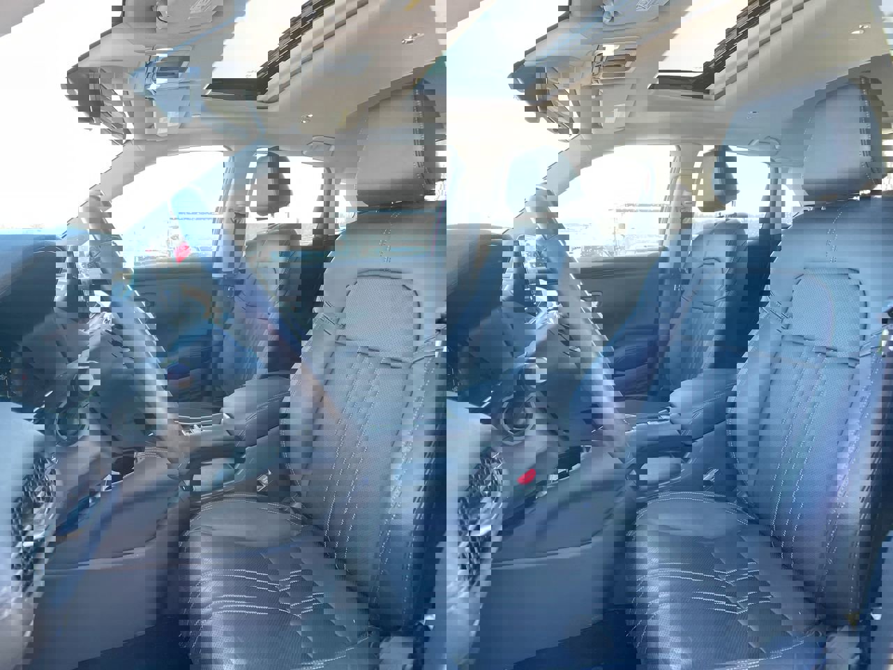 Used 2024 Honda HR-V EX-L image 12