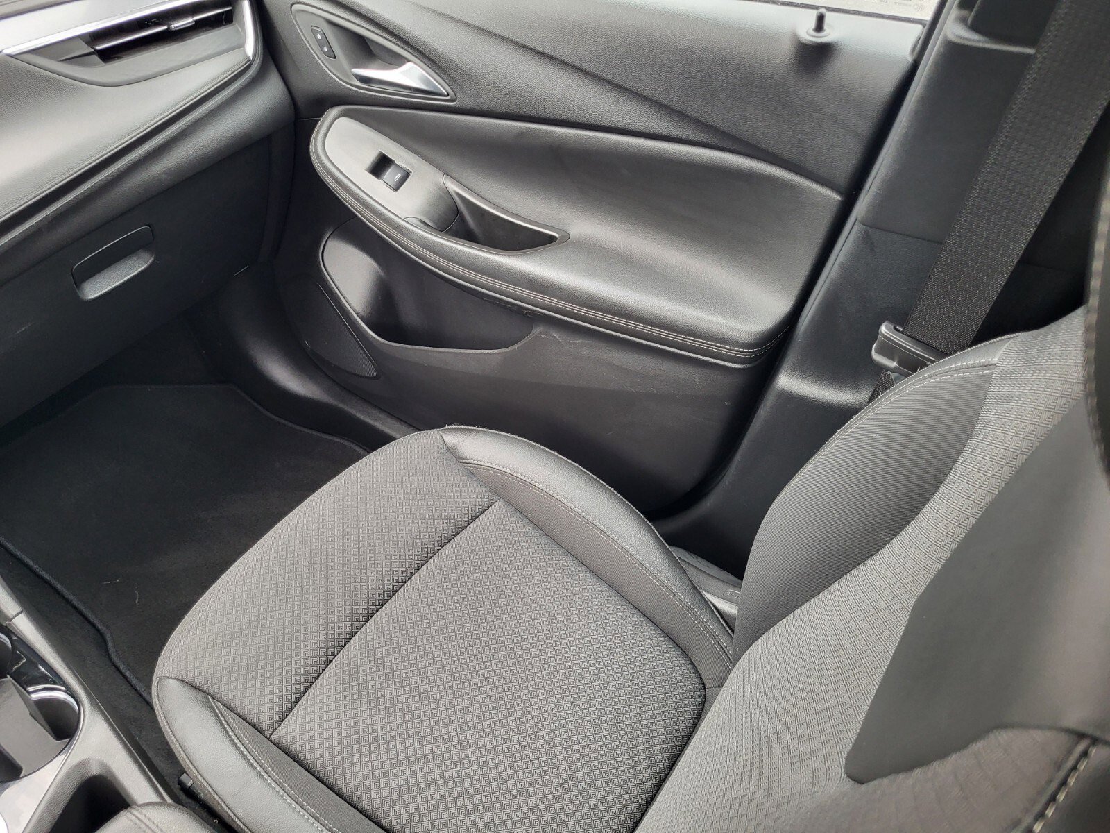 Used 2025 Buick Encore GX Preferred FWD image 16