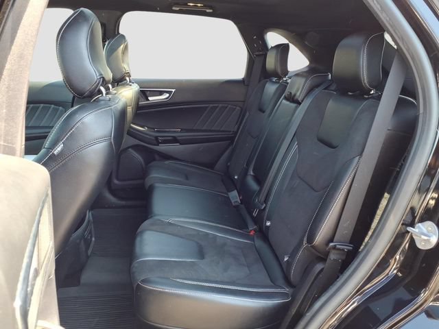 Used 2019 Ford Edge ST AWD/4WD image 16