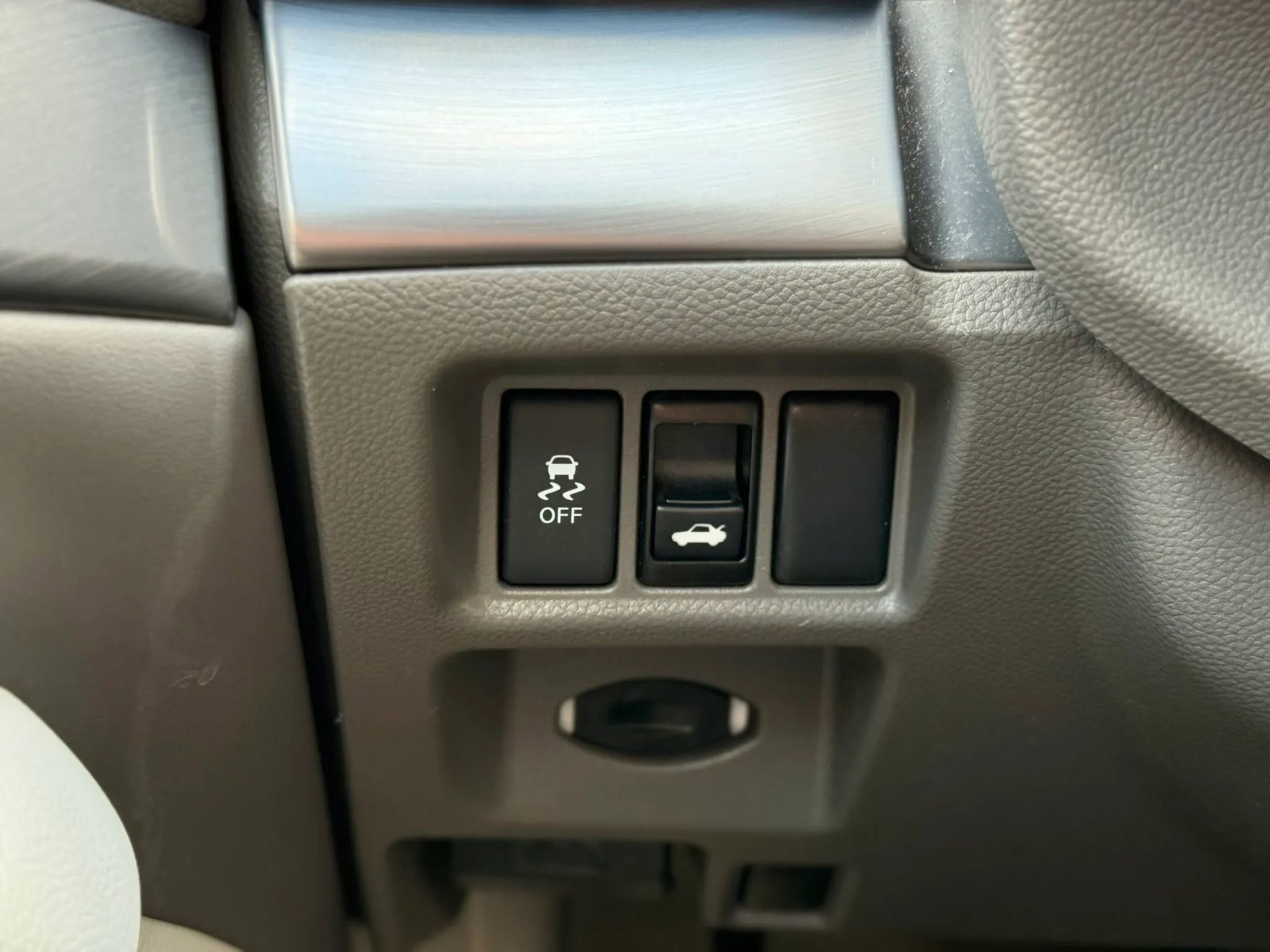 Used 2015 INFINITI Q40 AWD w/ Navigation Package image 21