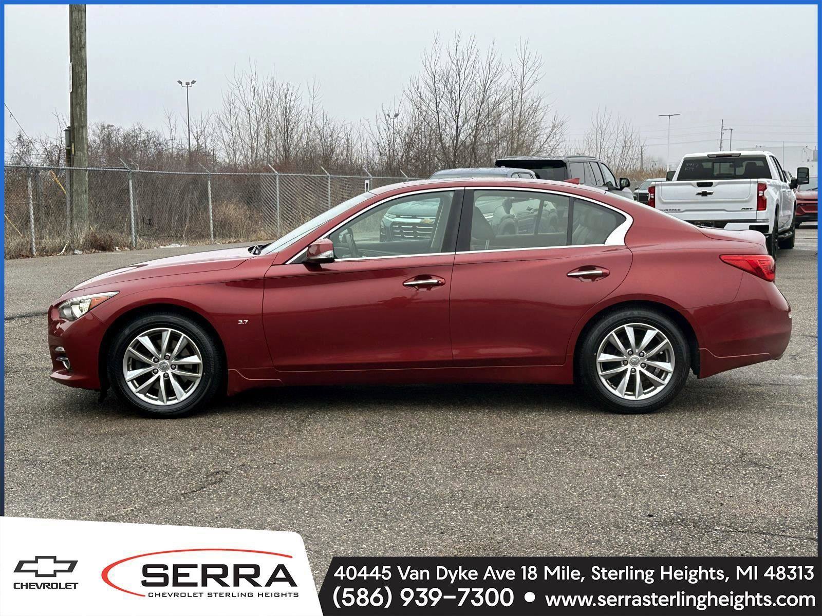 Used 2015 INFINITI Q50 Premium image 2