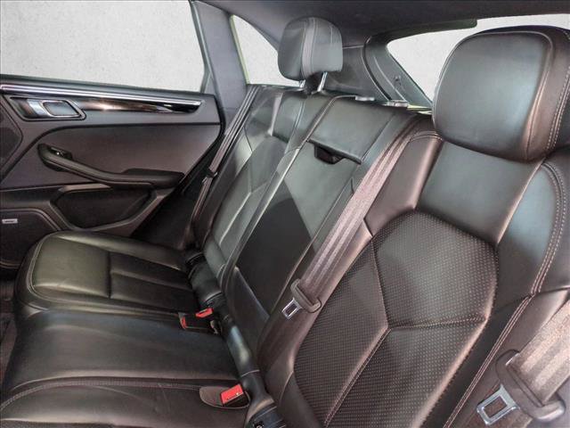Used 2021 Porsche Macan AWD/4WD image 19